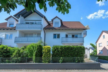 Hauptbild Sonnige und großzügige 3,5 Zi.-Wohnung in ruhiger Ortsrandlage von Reutti